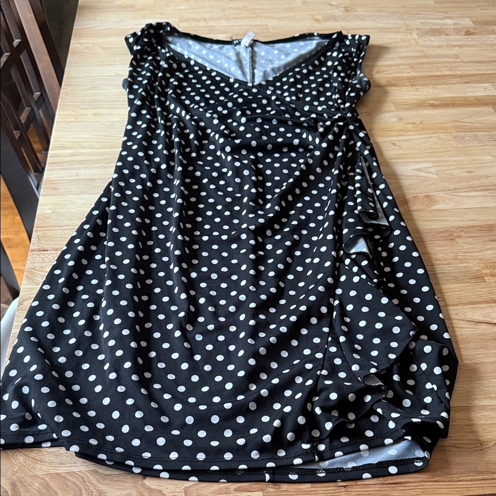 Roda Gray and White Polka Dot Dress